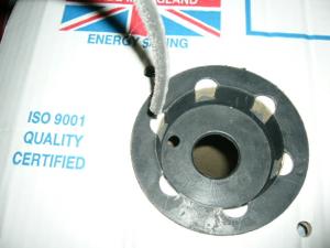 Porfogó kefe hosszú /ÖNTAPADÓS/