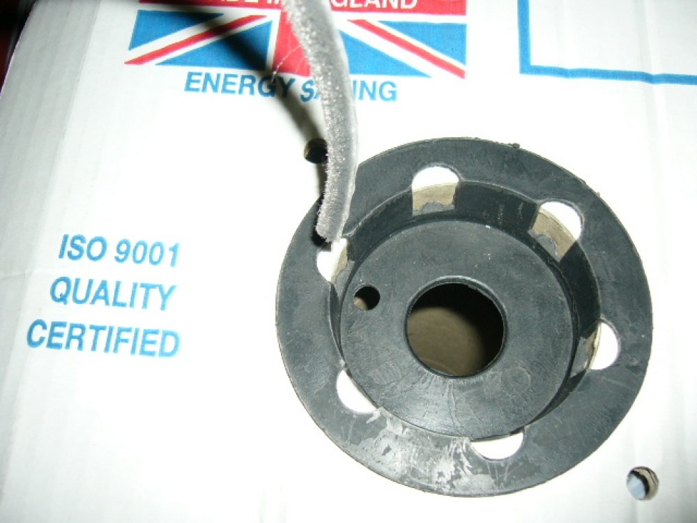 Porfogó kefe hosszú /ÖNTAPADÓS/