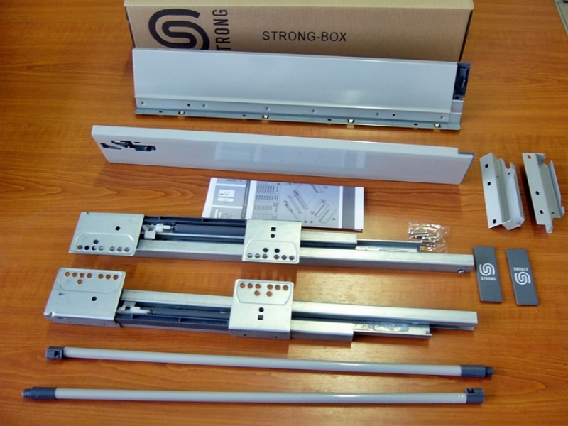 Strongbox 204x450 szürke