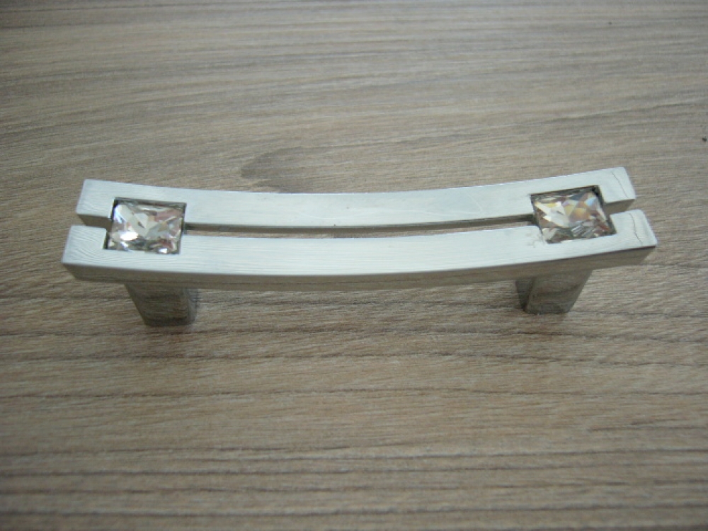 Fogantyú króm-kristály 64mm