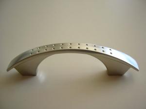 Matt nikkel fogantyú 64